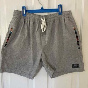 Wowie shorts men’s large